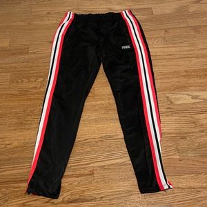 Size medium pink sweat pants with pockets